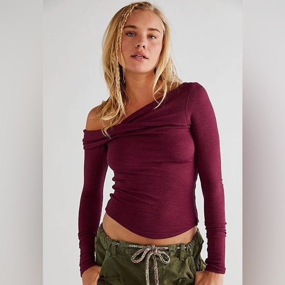 Free People Tops - New Free People Addie Twist Neck long sleeve in pomegranate​​​​